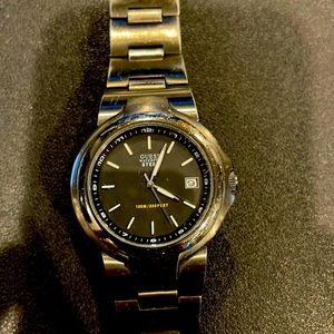 Guess vintage gun metal color watch works perfectly needs a new battery